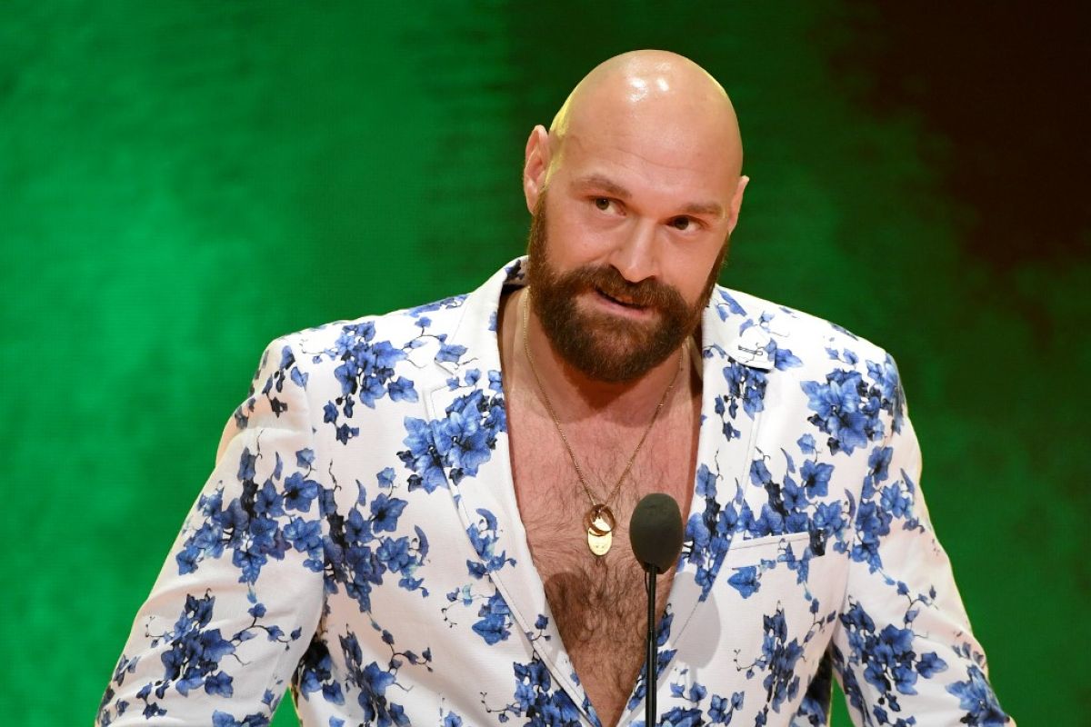 Petinju kelas berat asal Inggris Tyson Fury akan lakoni debut gulat lawan Strowman