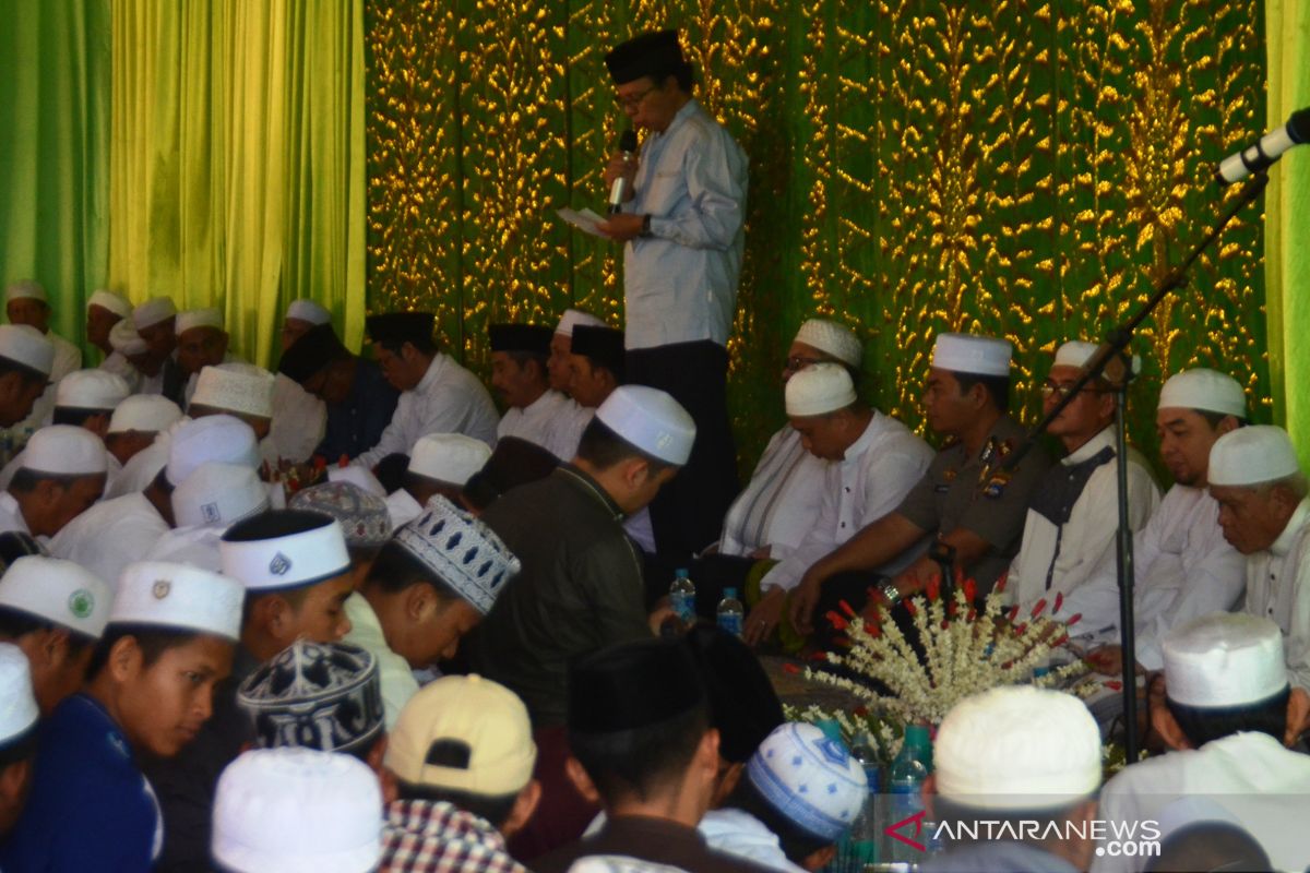 Haul Syekh Abdussamad dipadati puluhan ribu warga