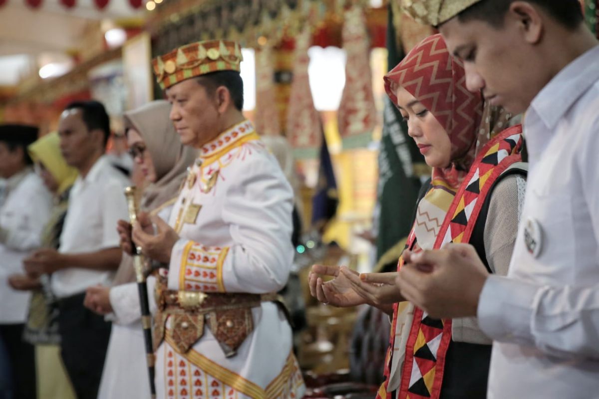 Wagub-tokoh Lampung tandatangani komitmen jaga kerukunan umat beragama