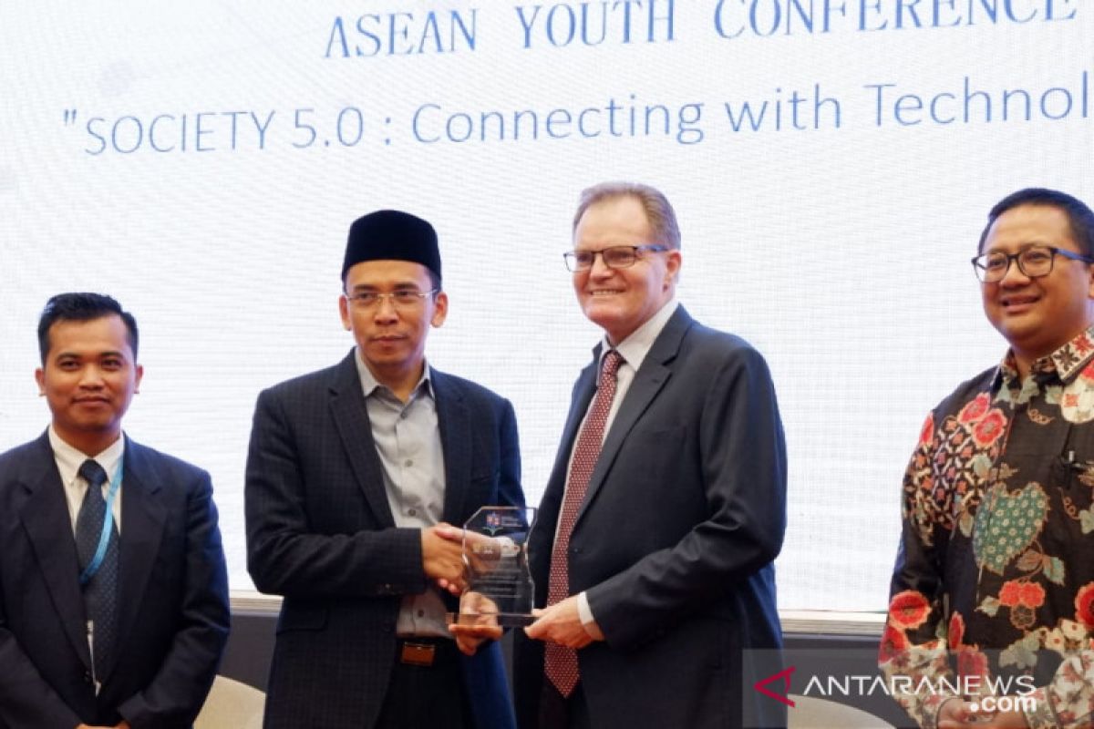 TGB serukan generasi muda ASEAN junjung semangat moderasi