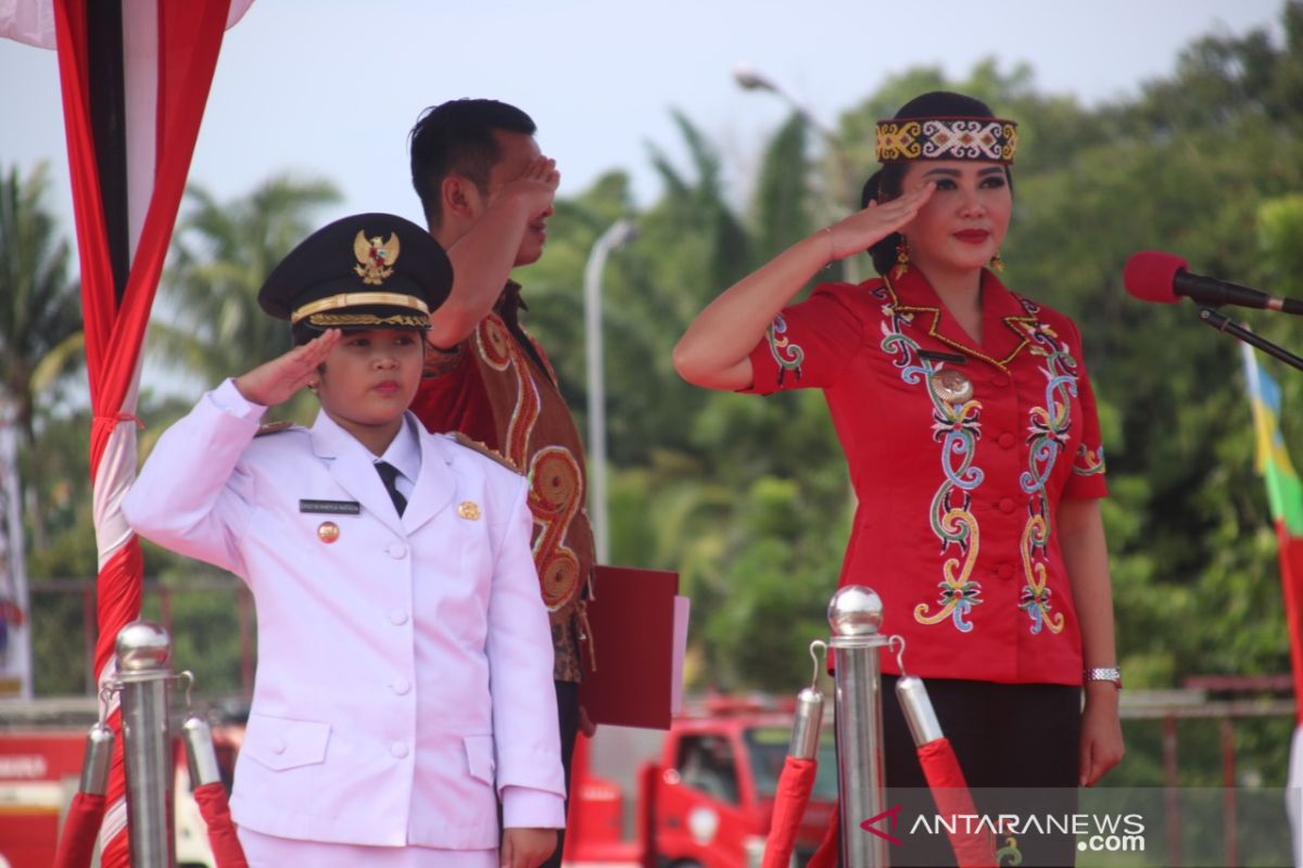 Murid SD di Landak berkesempatan "menjadi bupati" dalam sehari