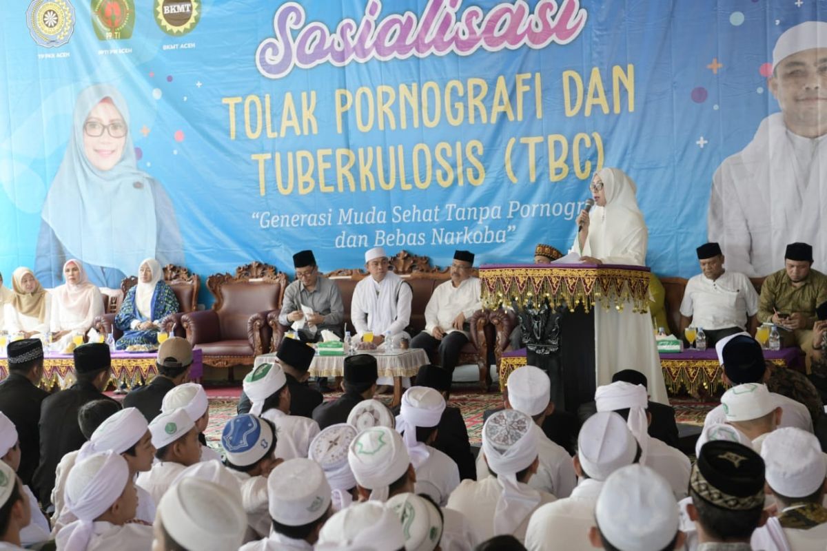 PKK sosialisasi tolak pornografi dan TBC di Dayah