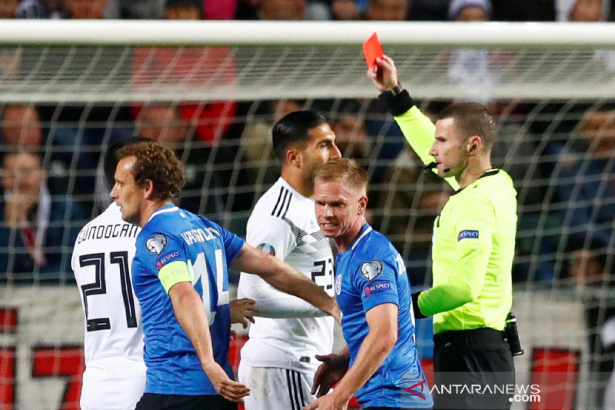 Jerman  pecundangi Estonia dengan 10 pemain