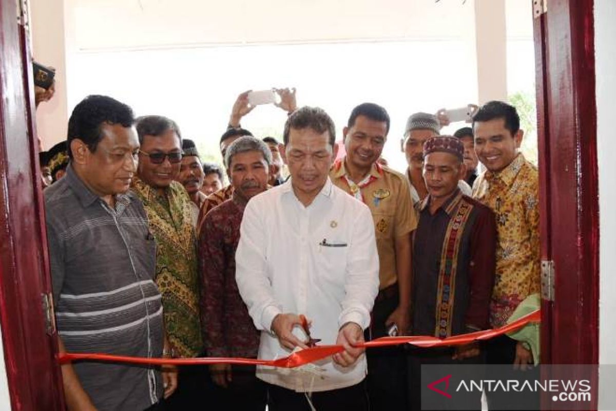 Bupati Tapsel resmikan gedung SD Negeri Binasari Angkola Selatan