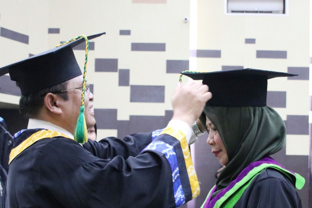 ULM rector provides up to IDR500 million for lecturer to be professor