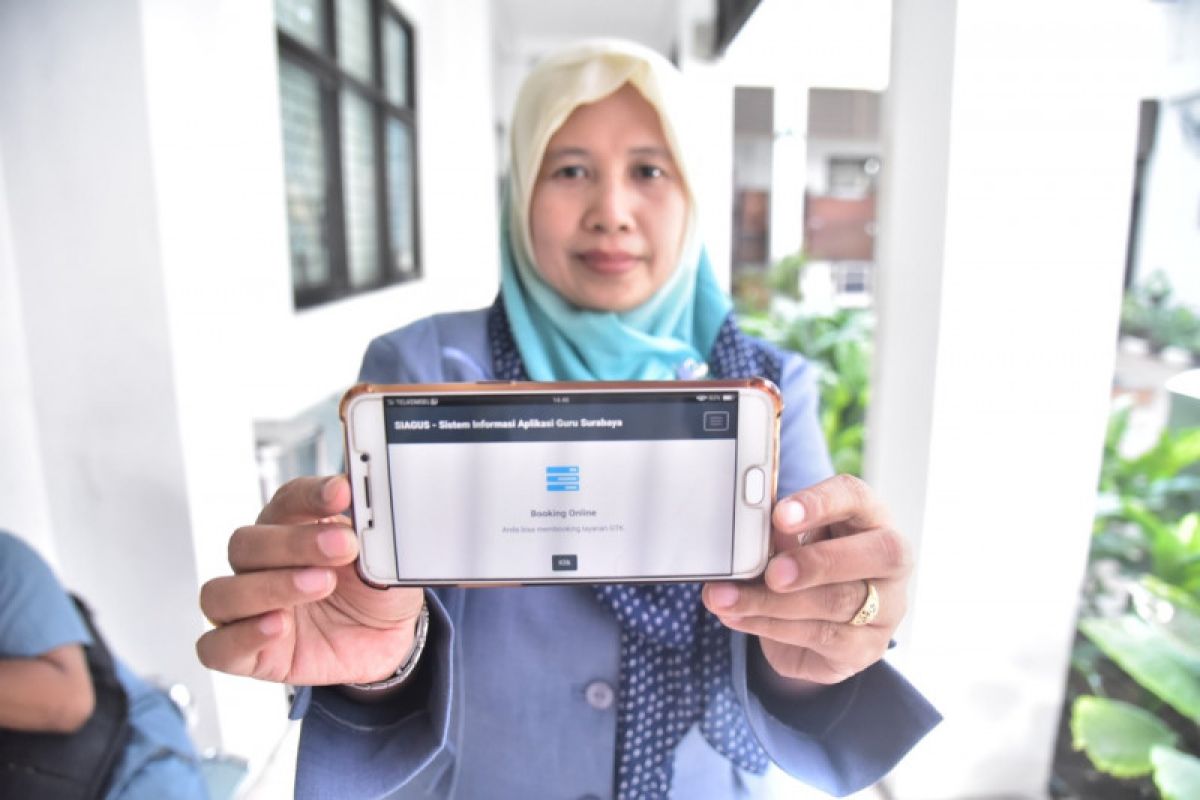 Dinas Pendidikan Surabaya luncurkan aplikasi e-public service GTK