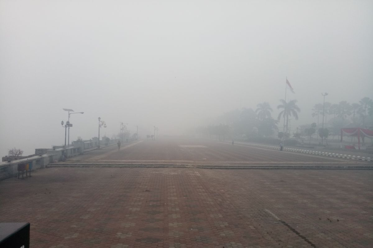 Kabut asap di Palembang paling ekstrim