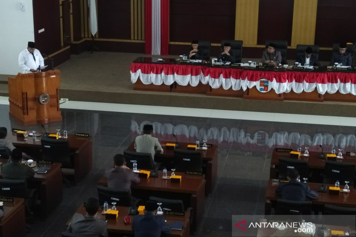 Wali Kota Bogor serahkan tiga draft Raperda ke DPRD