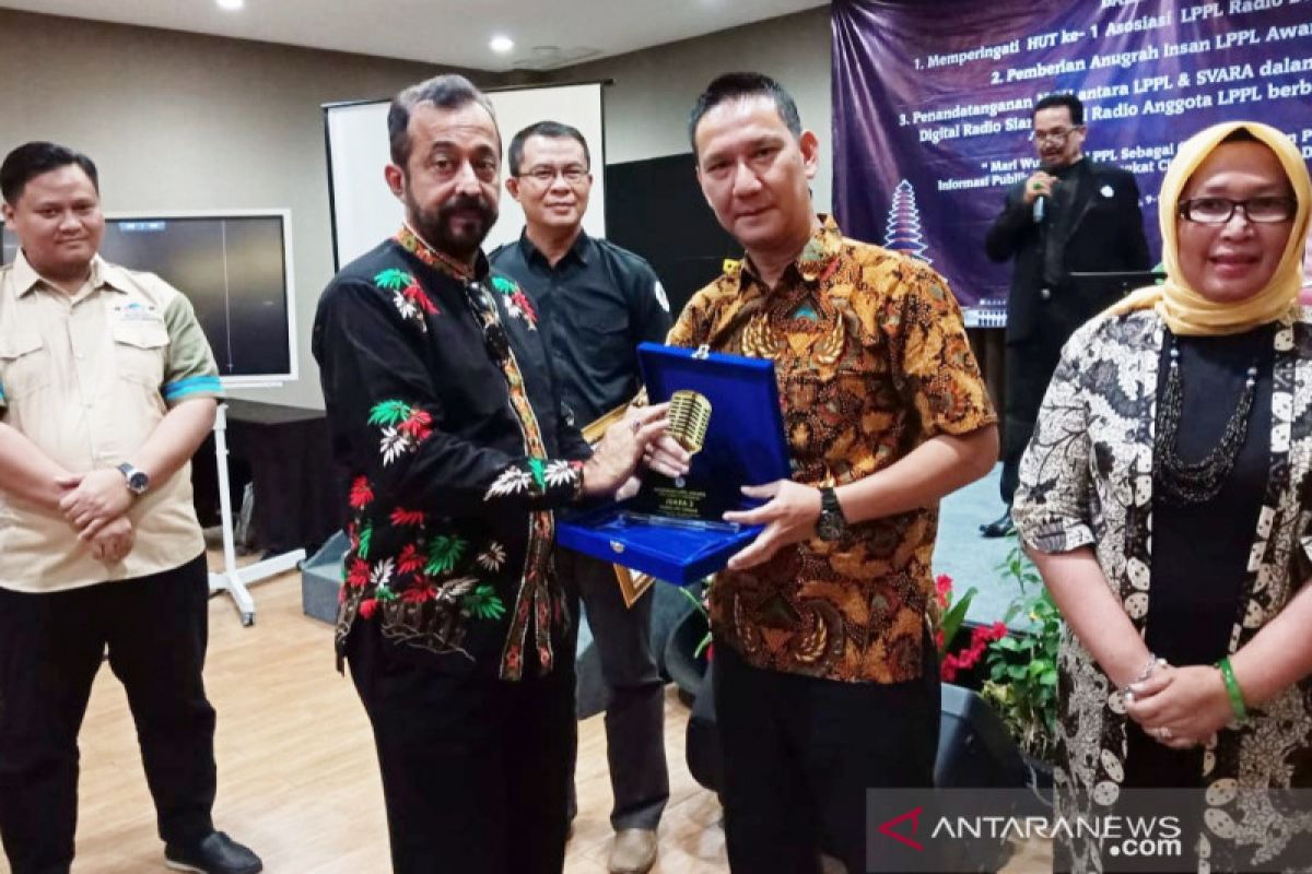 Radio milik Diskominfo Bogor juara LPPL Award 2019