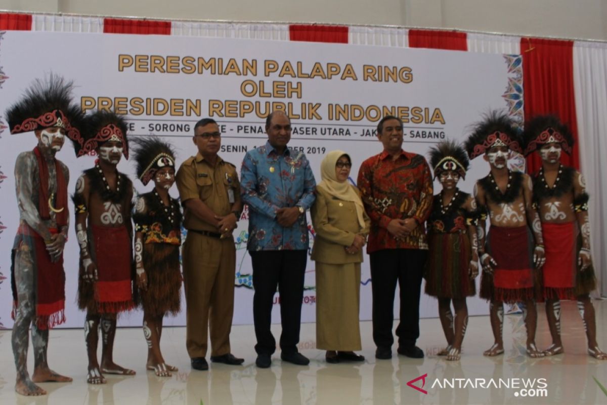 Ring Timur atasi kesulitan telekomunikasi di pelosok Papua