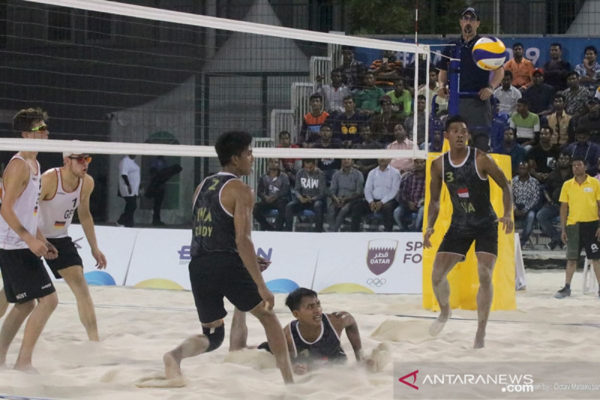 Pada perempat final voli World Beach Indonesia hadapi Australia