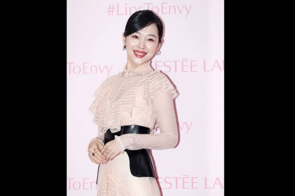 Sulli meninggal, ini pernyataan SM Entertainment