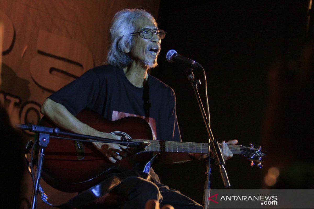 Kisah awal masuknya musik rock ke Indonesia