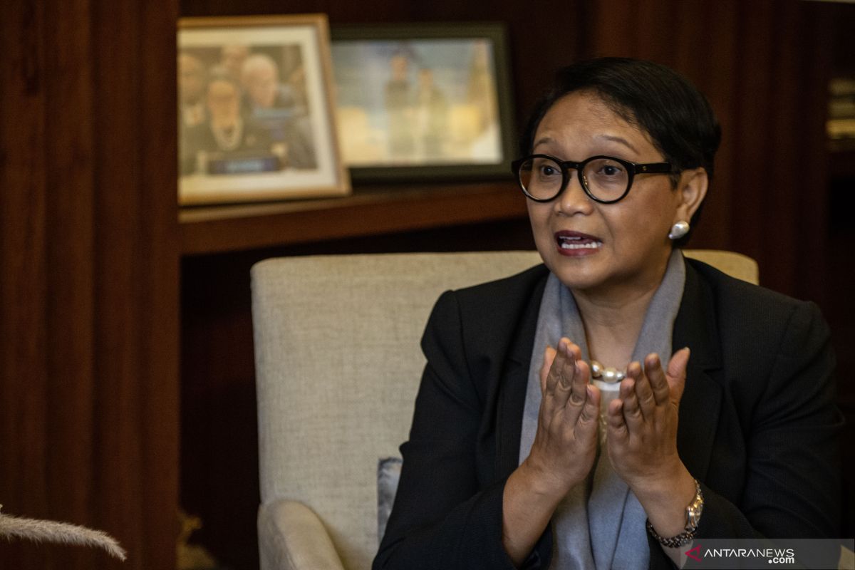 Menlu Retno: Kerja dengan Pak Jokowi itu asyik