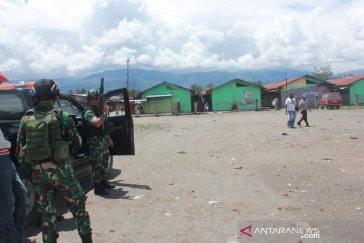 KKB tembak Koramil Jila, seorang anggota TNI terluka