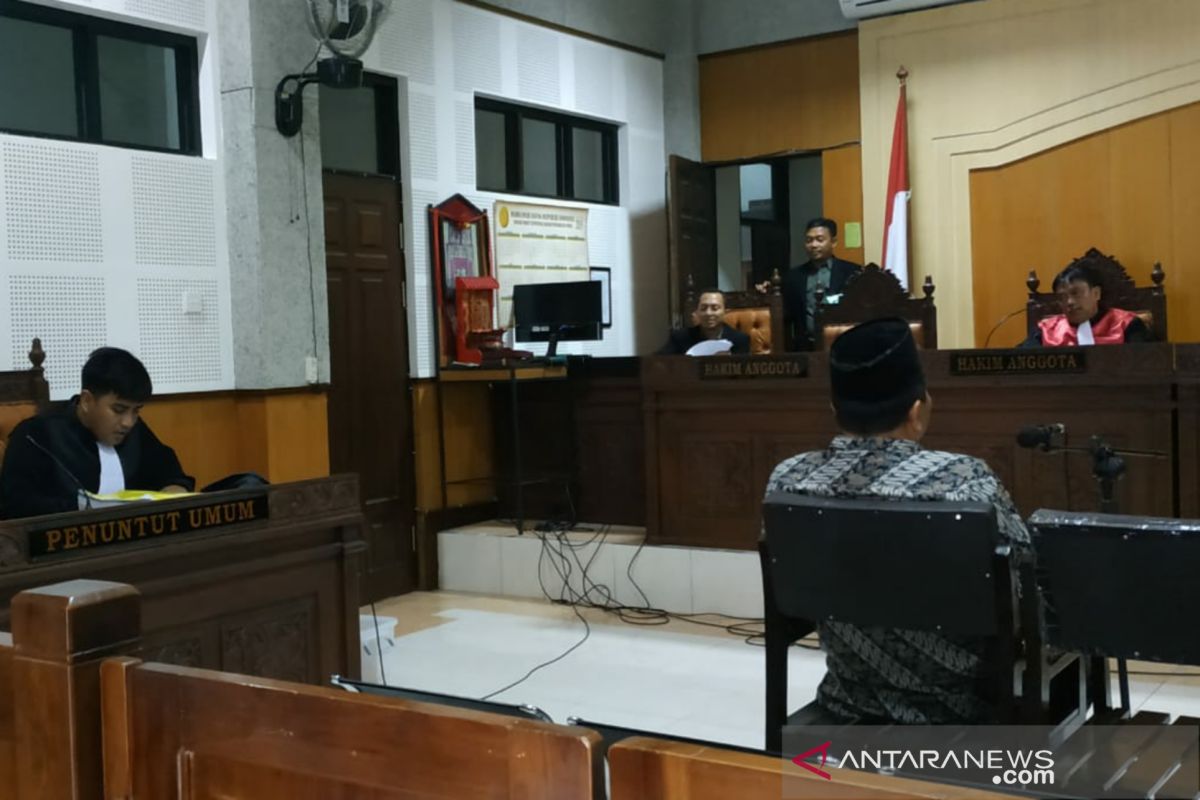 Terdakwa korupsi dana insentif marbot dituntut 1,5 tahun penjara