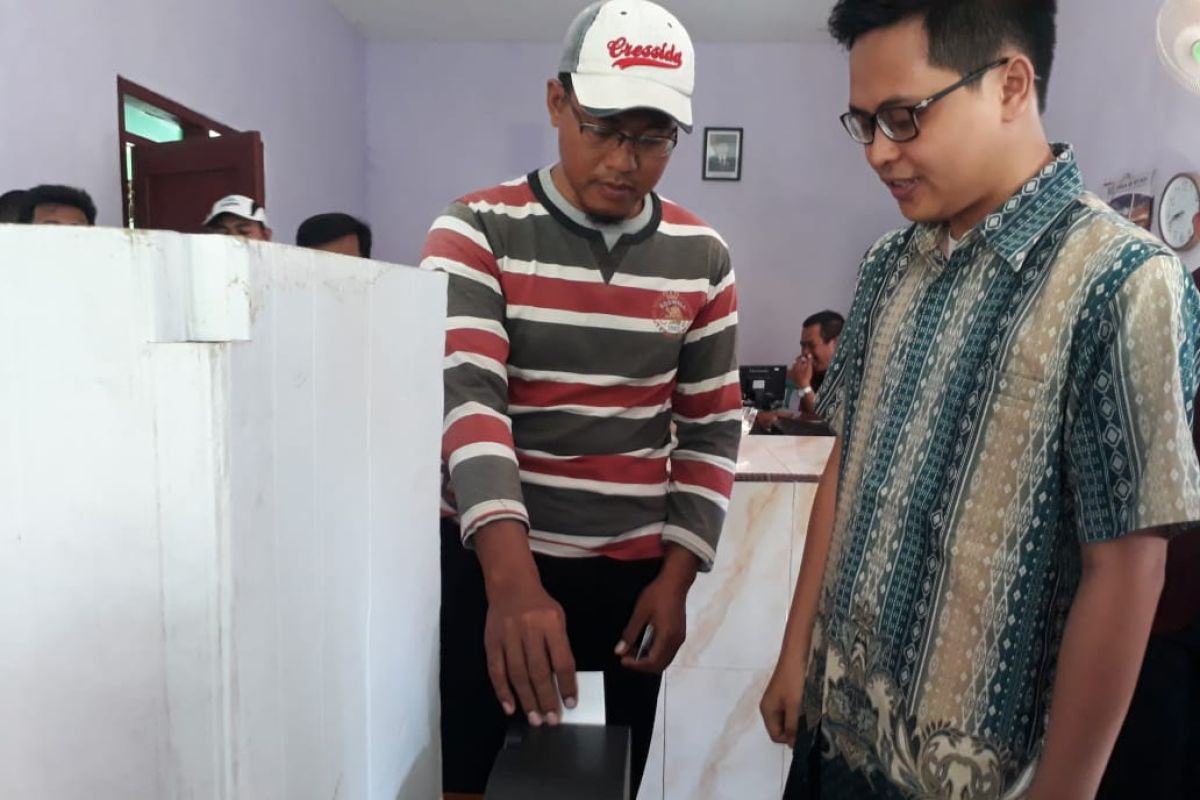 Pilkades serentak Situbondo, warga antusias ikut simulasi e-voting