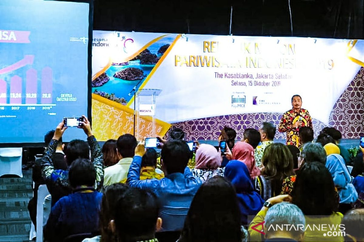 Sektor pariwisata diproyeksikan penyumbang devisa terbesar Indonesia