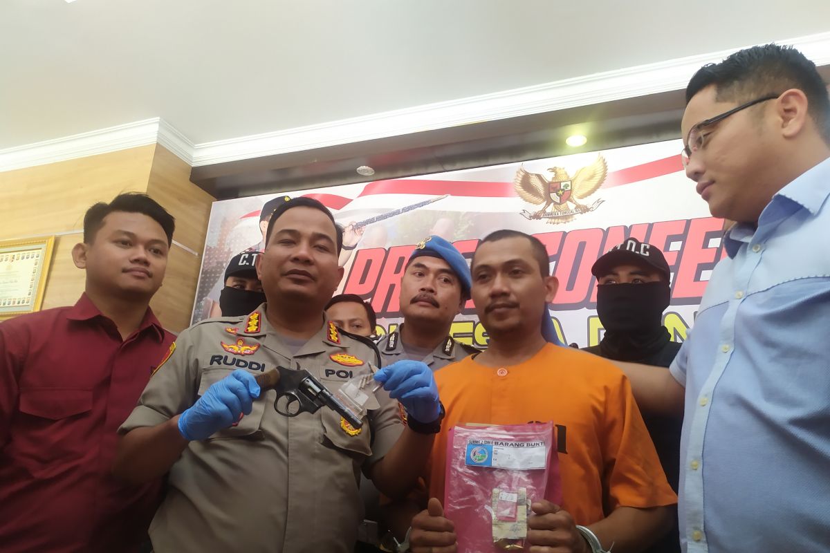 Polresta Denpasar tangkap pemilik senpi dan sabu