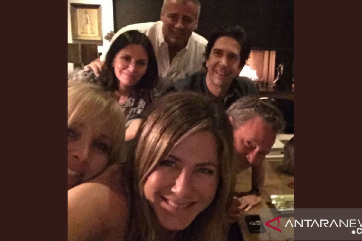 Jennifer Aniston punya Instagram, ini unggahan pertamanya