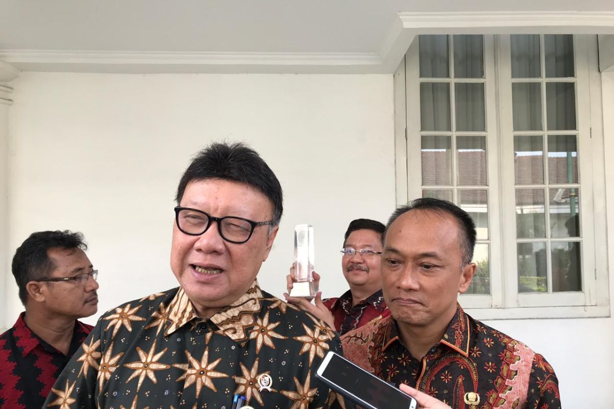 OTT Bupati Indramayu, Mendagri: Saya hanya bisa mengingatkan yang lain