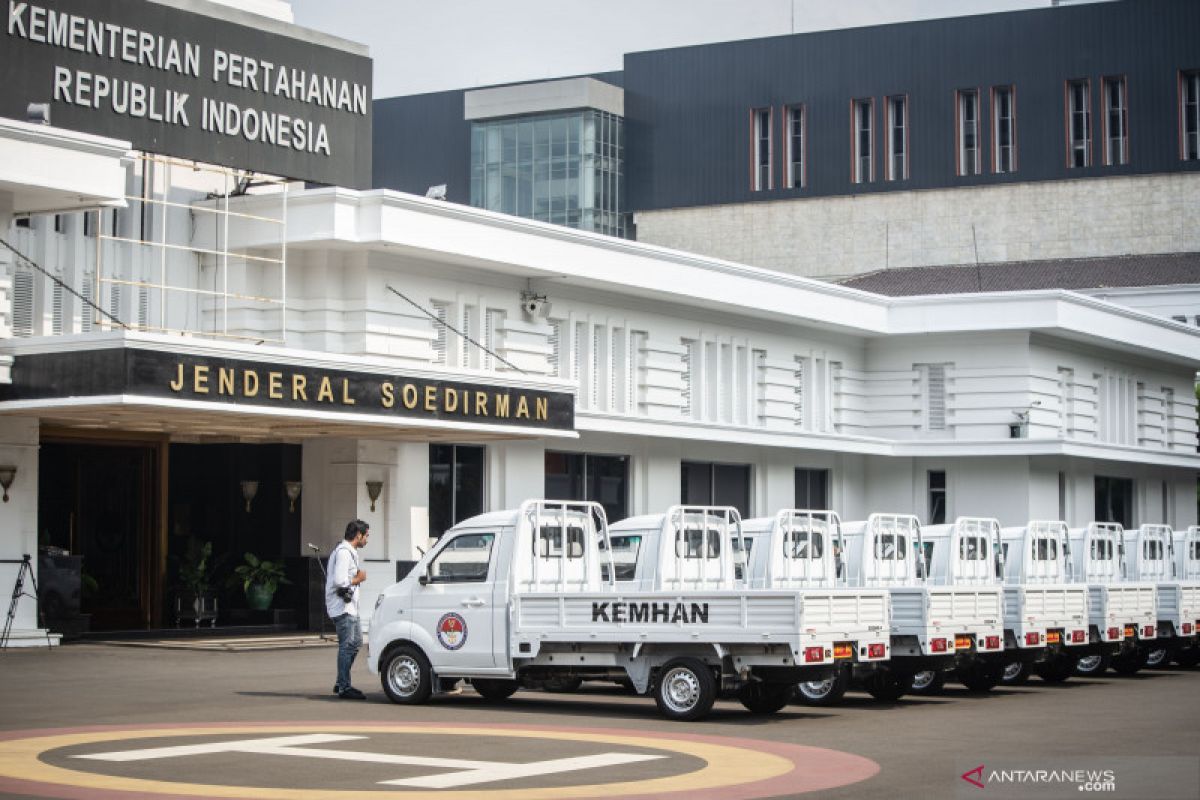 Kementerian Pertahanan gunakan mobil Esemka