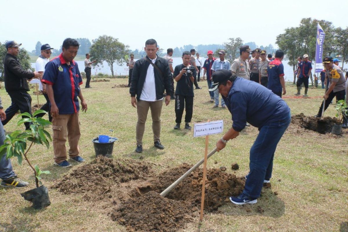 Pemkab Samosir dukung penanaman sejuta pohon di kawasan Danau Toba