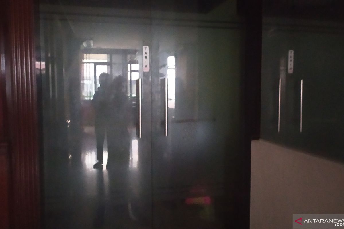 Wali Kota Medan kena OTT, ruangan kantor gelap dan dijaga ketat