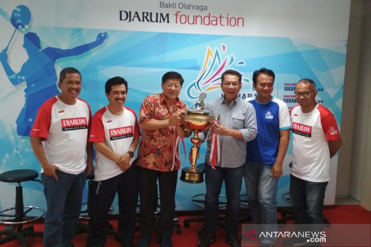 Empat tim berebut juara bulu tangkis antarmedia