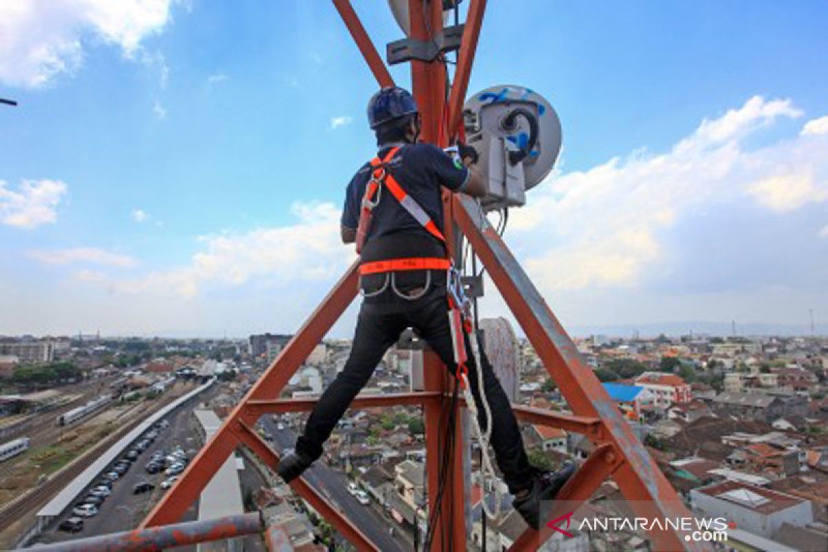 BAKTI Kominfo tingkatkan teknologi jaringan di BTS USO terhubung  4G LTE