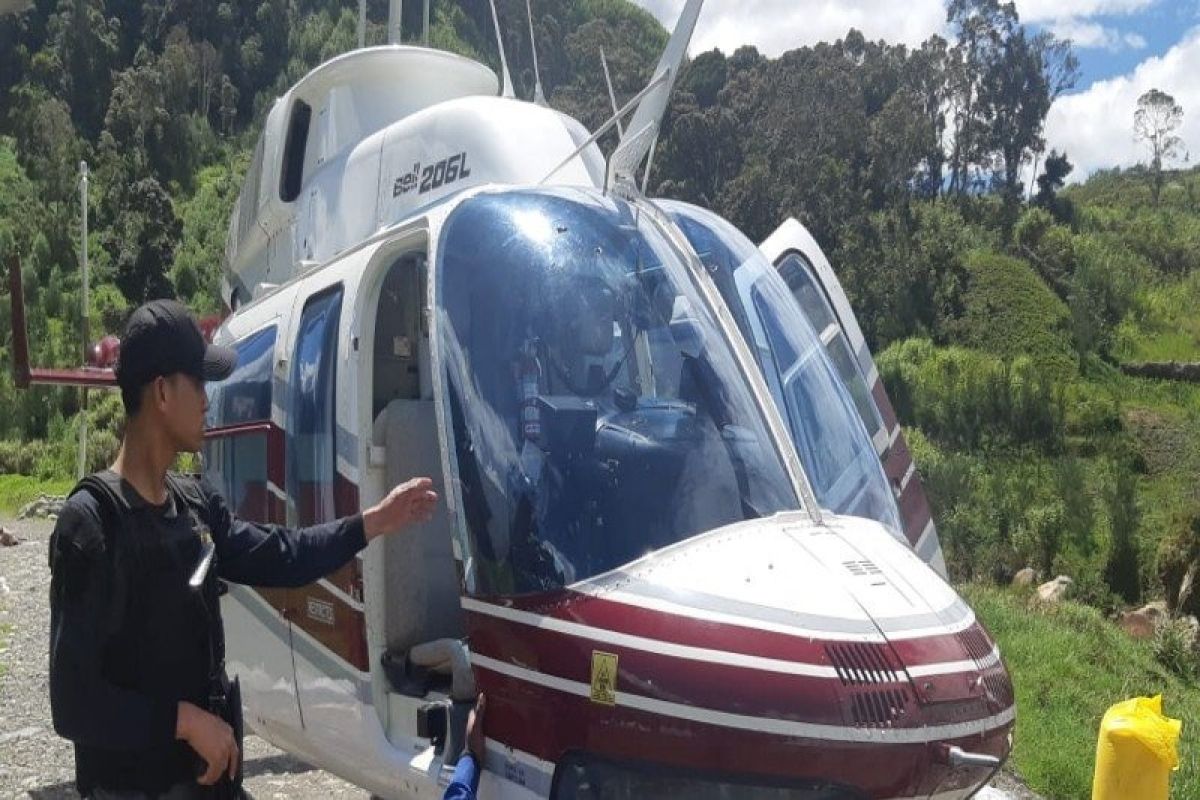 KKB tembaki Helikopter milik PT Intan Angkasa Air Service di Kabupaten Puncak Papua
