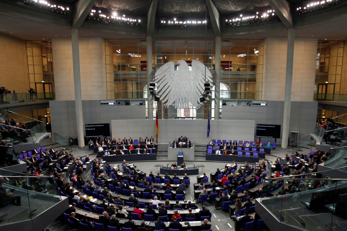 Badan intelijen Jerman awasi partai sayap kanan garis keras AfD