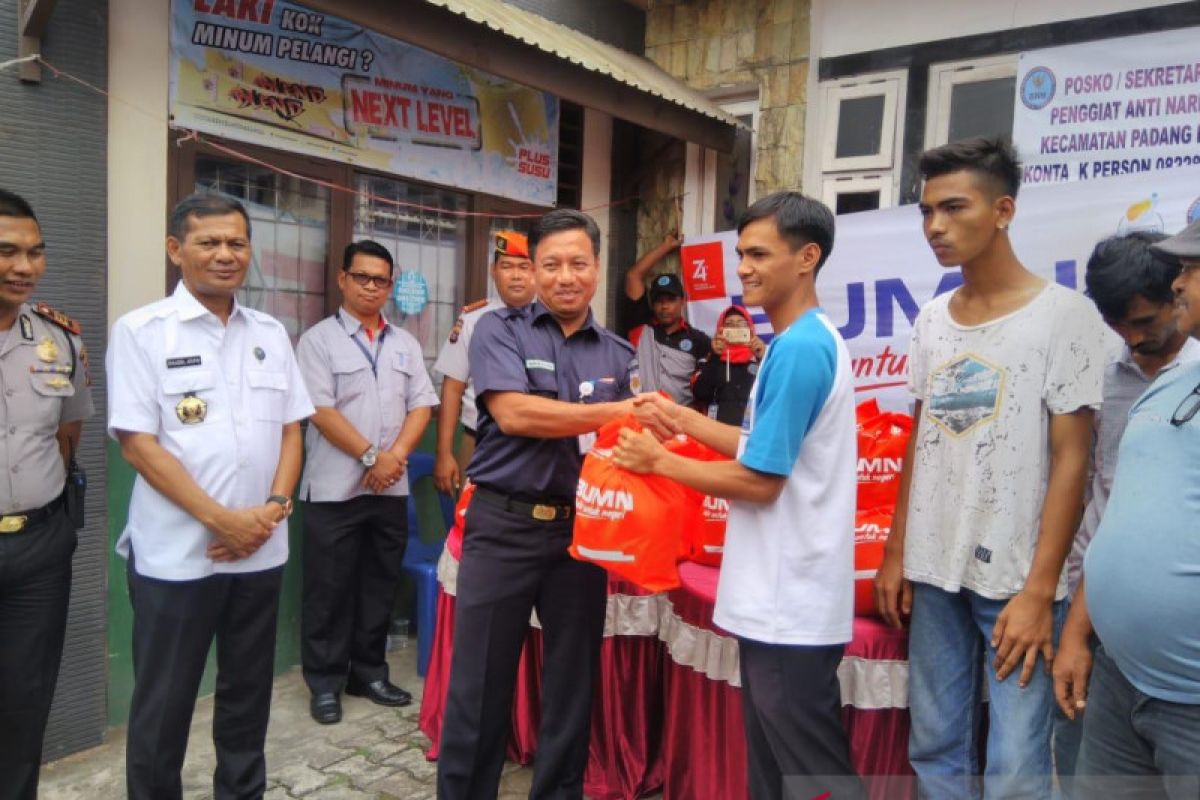 Pegiat antinarkoba di Padang dapat bantuan BUMN Hadir Untuk Negeri