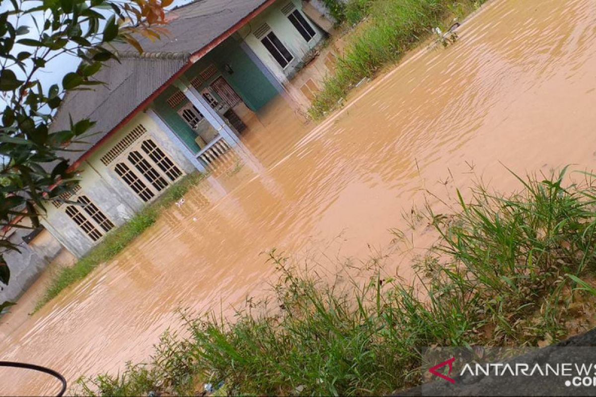 Banjir terjadi di sejumlah perumahan Tanjungpinang