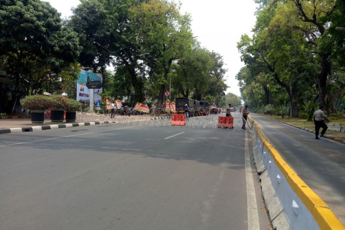 TransJakarta alihkan sejumlah rute