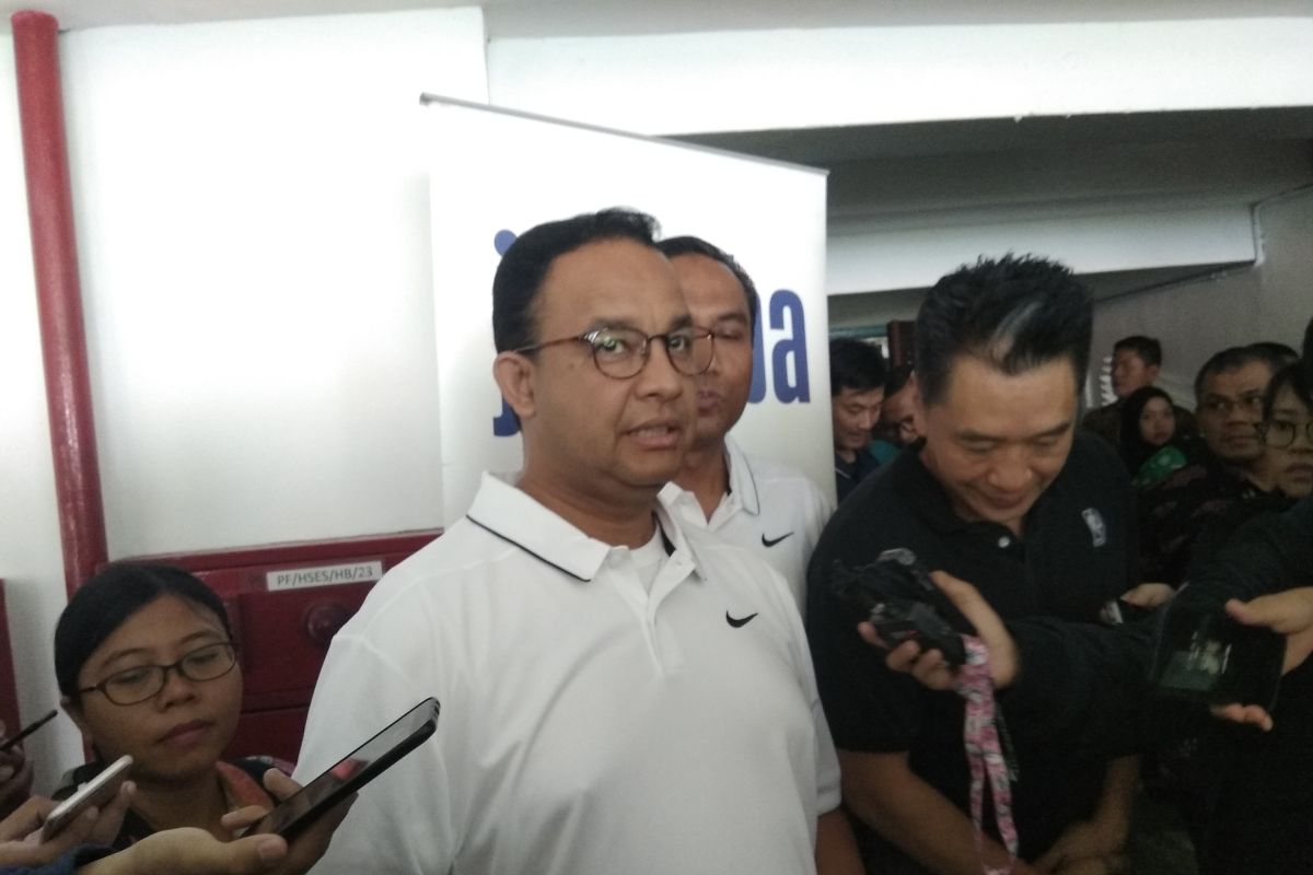 Anies : Jakarta hanya tentukan SPM terkait bus Zhong Tong