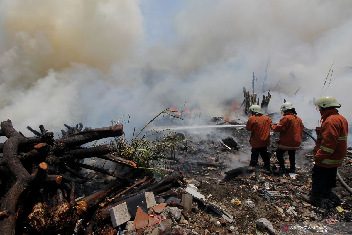 Damkar Semarang ingatkan warga kelola sampah, cegah kebakaran lahan