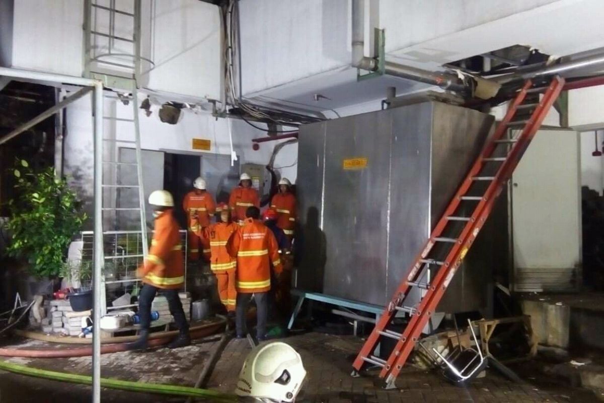 Genset GBPT RSUD Soetomo Surabaya terbakar