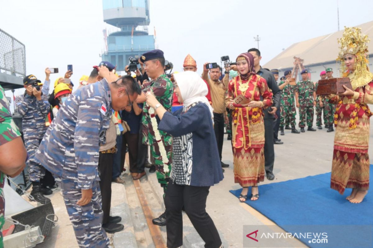 Lanal Palembang  fasilitasi BI lakukan pelayanan di pulau 3T