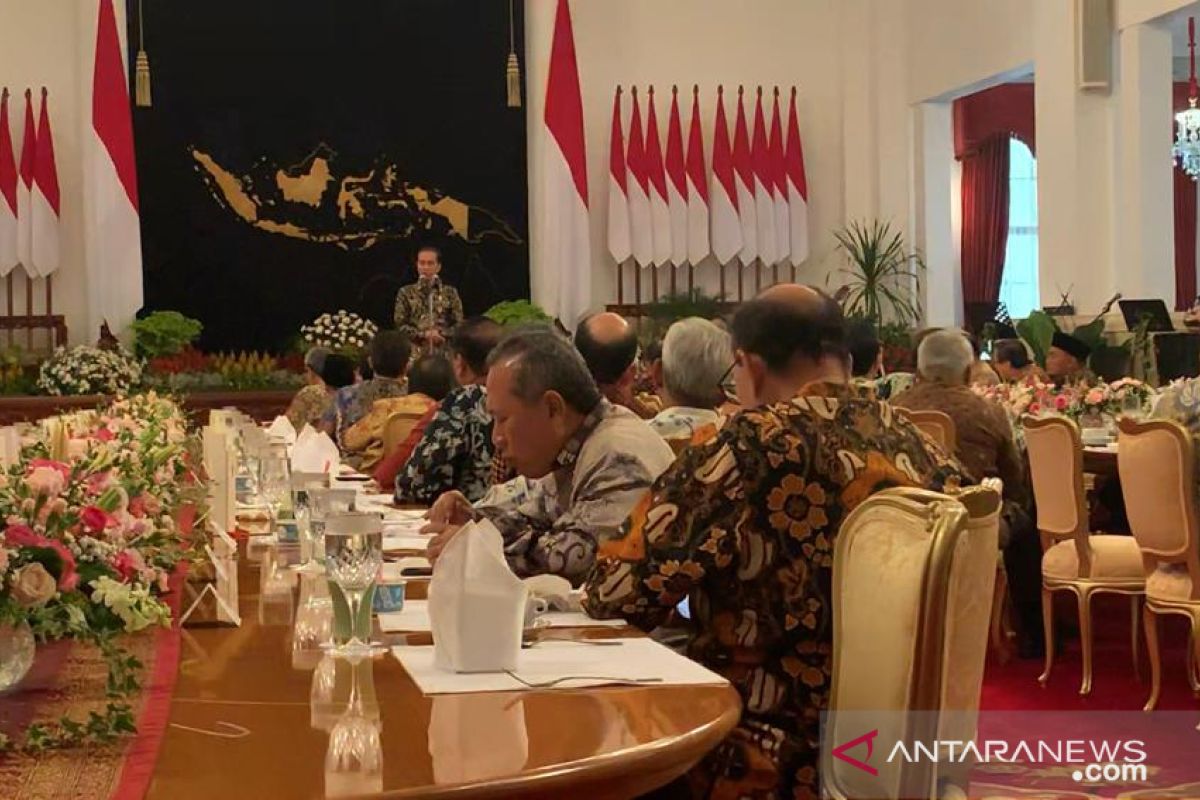 Mendes kenang pernah ditelepon Jokowi saat basah kuyup sedang mandi