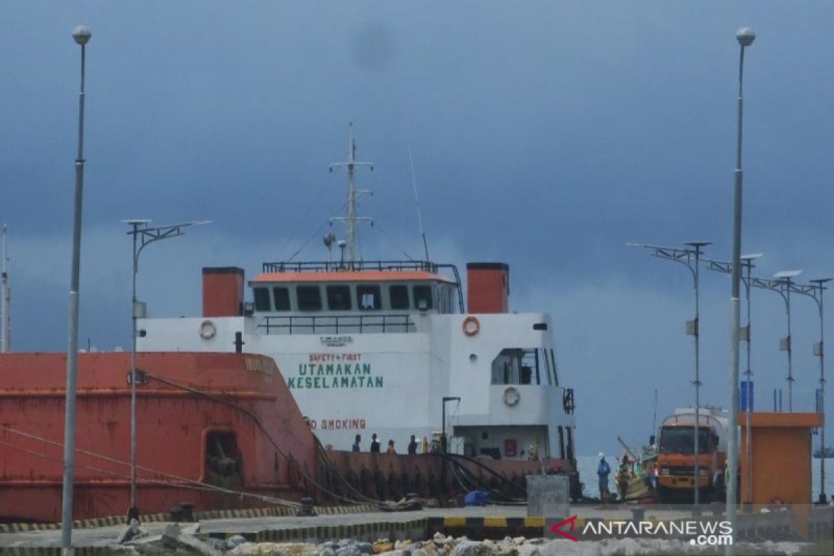 Pelabuhan Susoh Abdya mulai angkut CPO