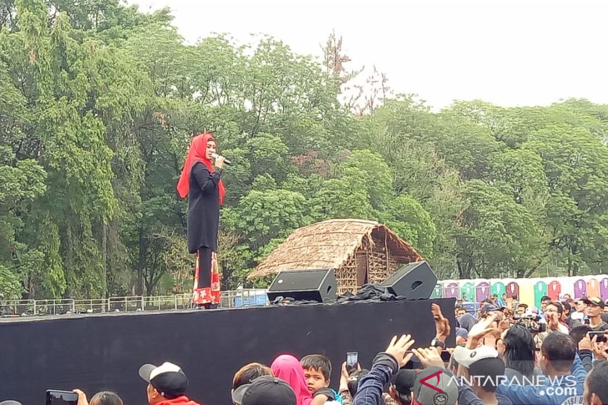 Ikke Nurjanah sempat khawatir tampil di konser "Musik Untuk Republik"