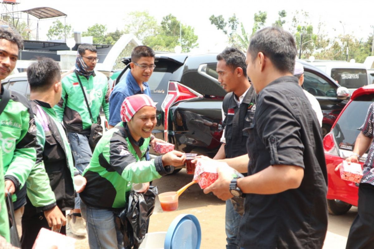 ACT Lampung bersama  Gojek gelar aksi KOMPAK