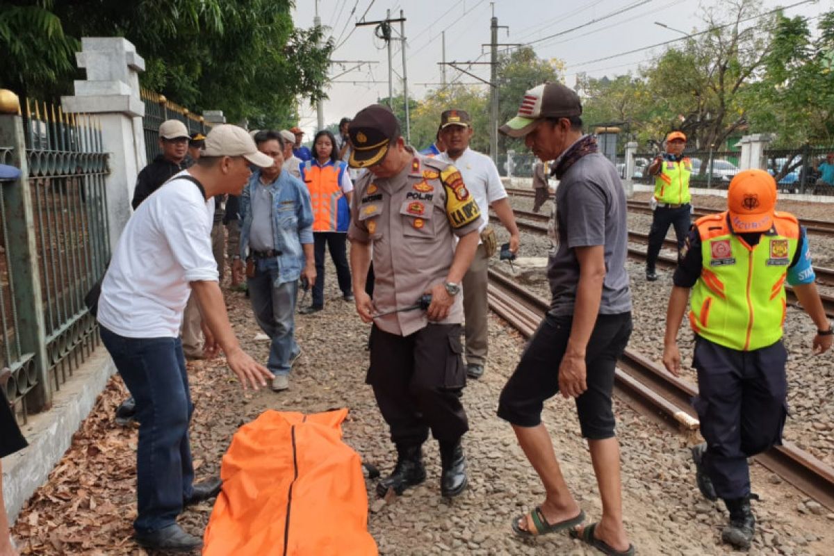 Bocah 10 tahun tewas setelah tertabrak KRL di Depok