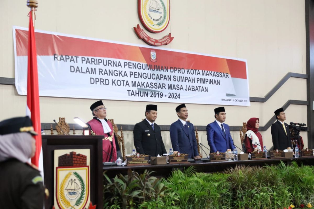Penjabat Wali Kota hadiri penetapan pimpinan DPRD Makassar