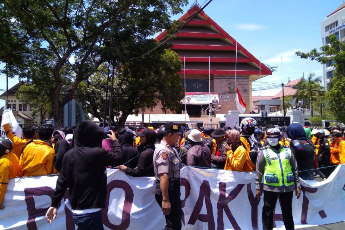 Tim hukum tiga jurnalis segera surati Kapolda Sulsel terkait pelanggaran kode etik