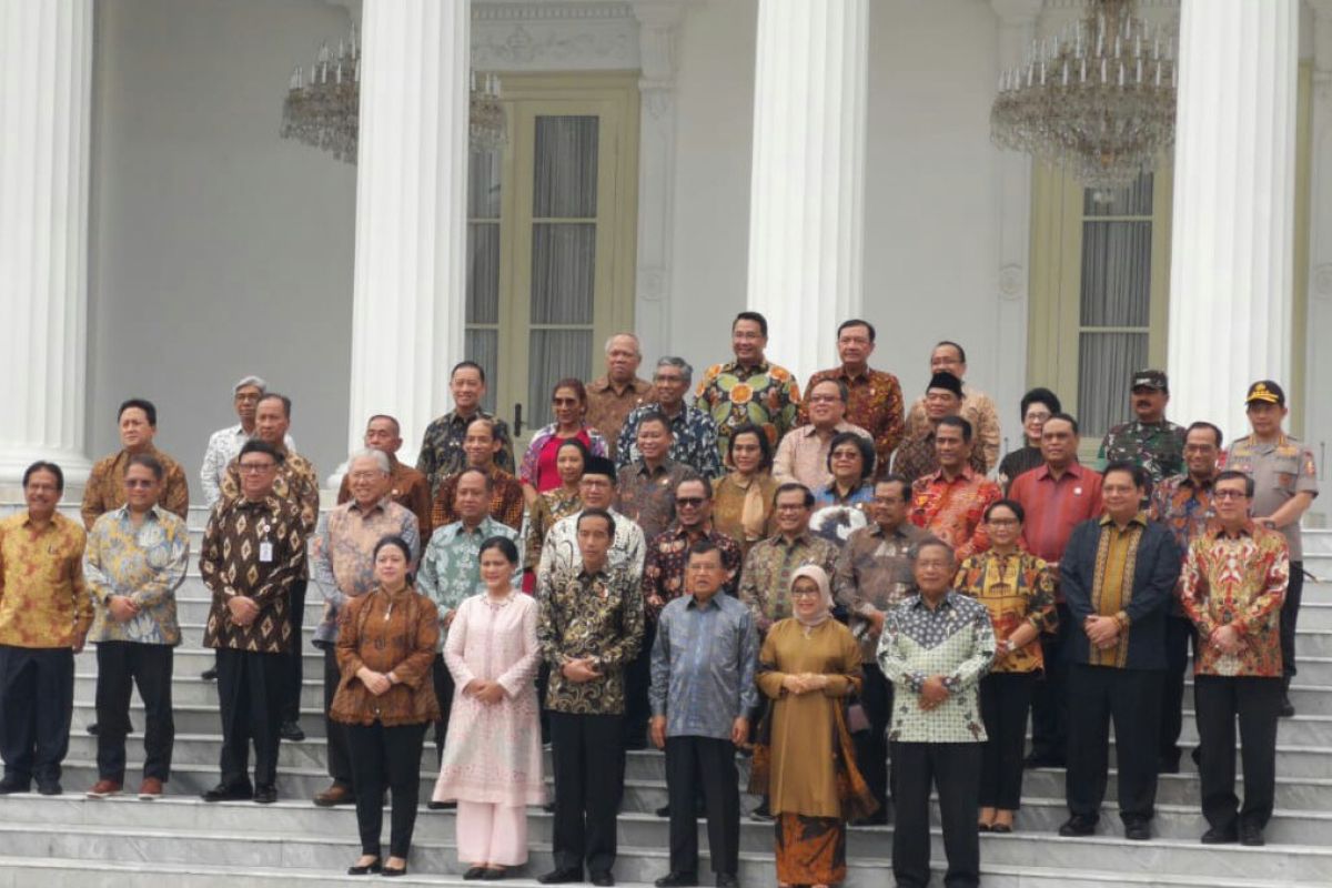 Jokowi dan Jusuf Kalla Silaturahim bersama menteri Kabinet Kerja