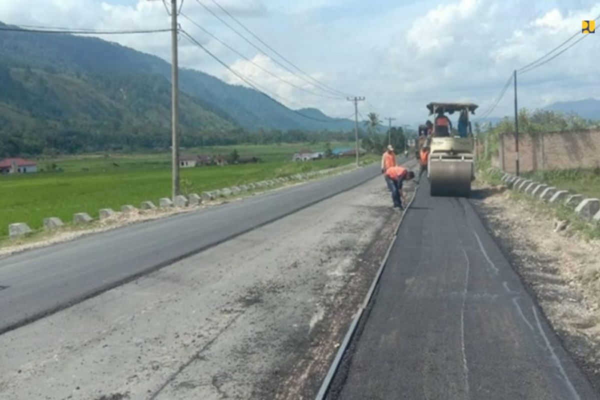 PUPR terus tingkatkan kemantapan ruas jalan KSPN Danau Toba