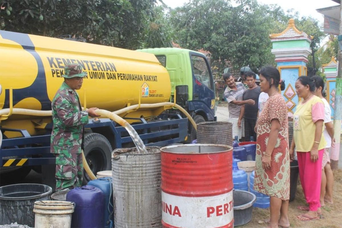 Kodim Cilacap kembali bantu air bersih di Desa Cilibang