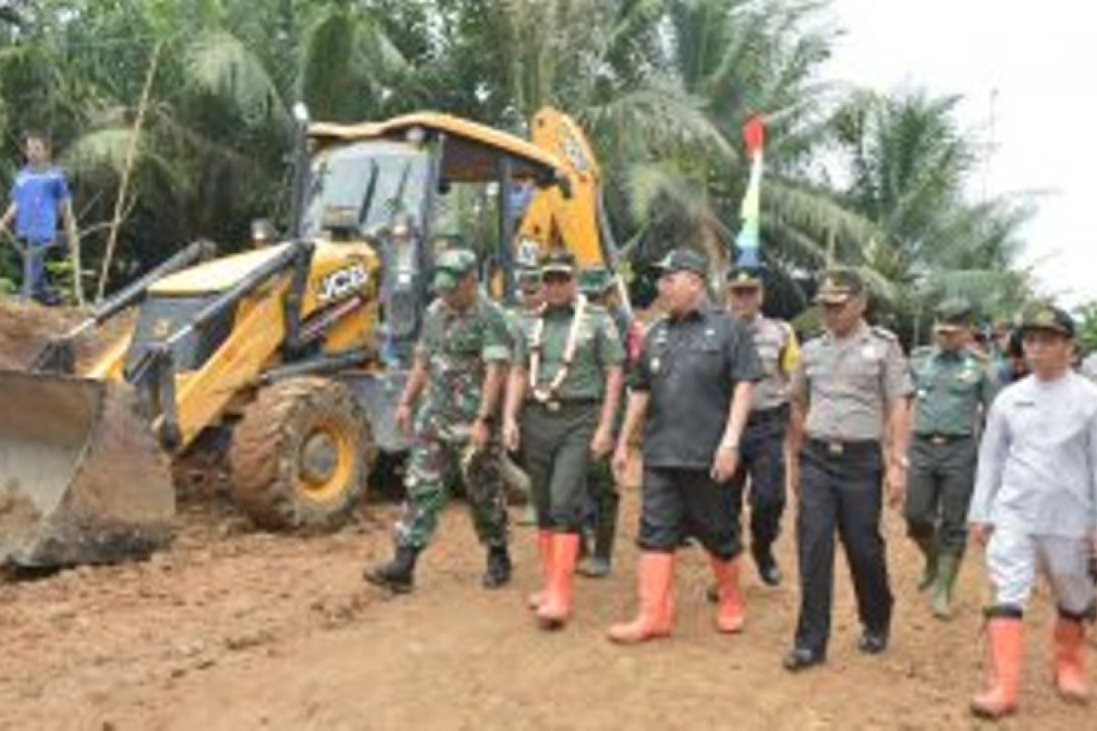 Pemkab Serdang Bedagai apresiasi TMMD di Desa Pispis